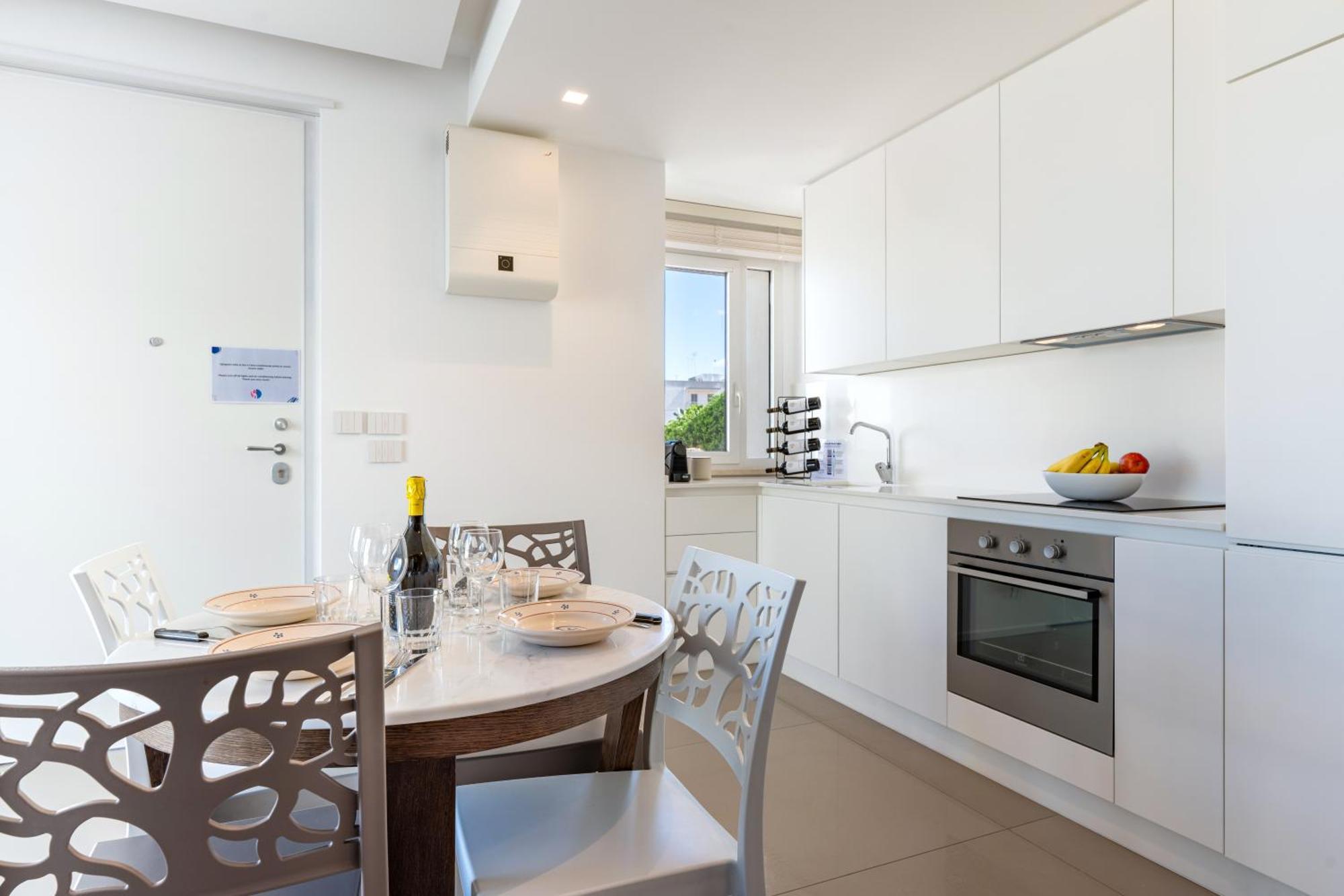 Exclusive Deluxe Apt Up To 6 People & Heated Tub Polignano a Mare Ngoại thất bức ảnh