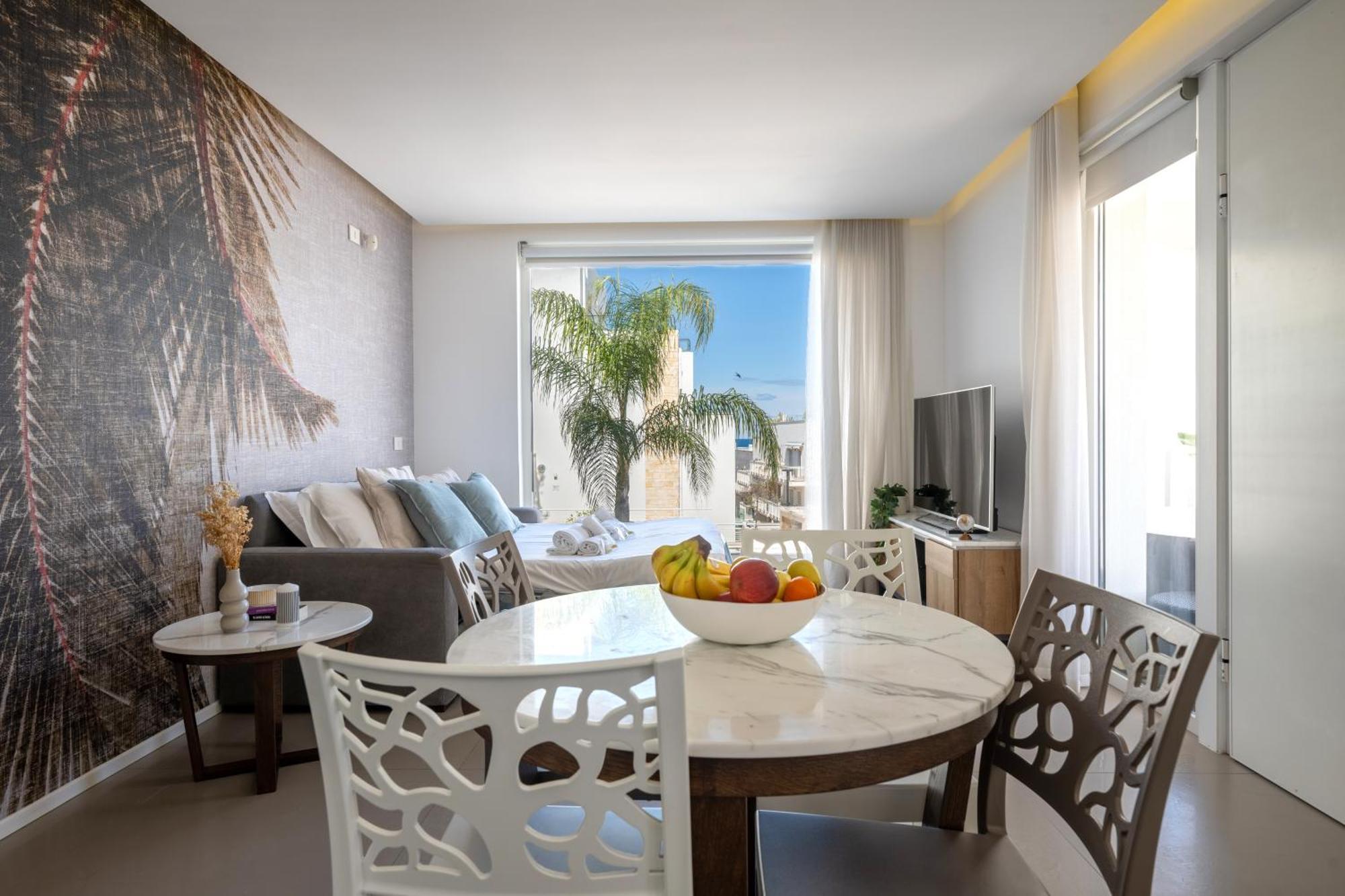 Exclusive Deluxe Apt Up To 6 People & Heated Tub Polignano a Mare Ngoại thất bức ảnh
