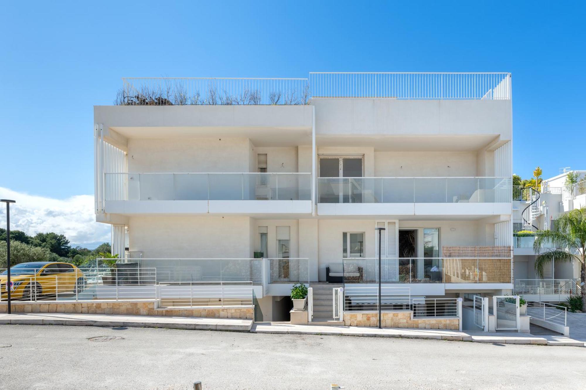 Exclusive Deluxe Apt Up To 6 People & Heated Tub Polignano a Mare Ngoại thất bức ảnh