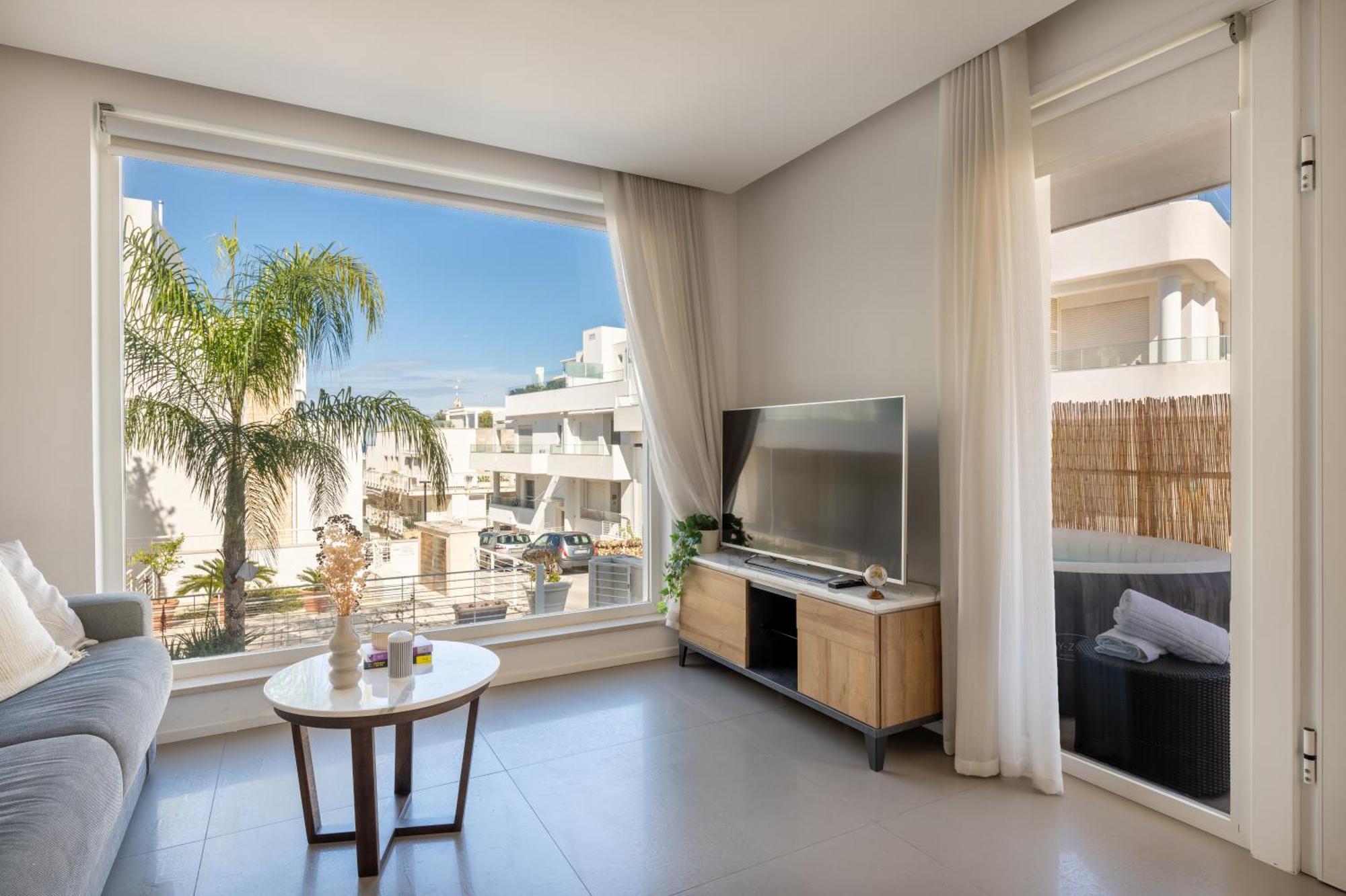 Exclusive Deluxe Apt Up To 6 People & Heated Tub Polignano a Mare Ngoại thất bức ảnh
